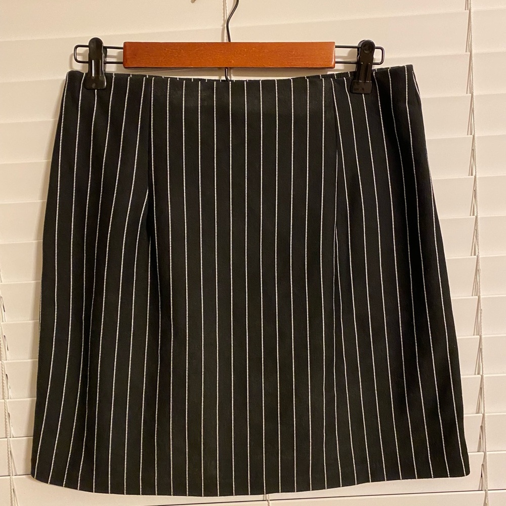 H&M Women Short Skirt Size M